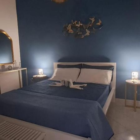 Appartamento Mendozza House Napoli Esterno foto