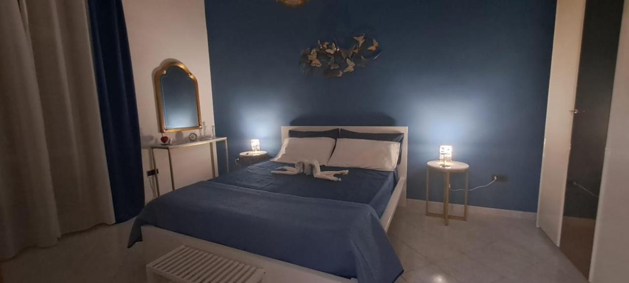 Appartamento Mendozza House Napoli Esterno foto